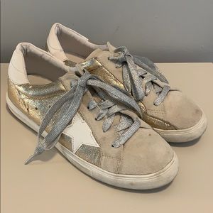 Metallic star sneakers